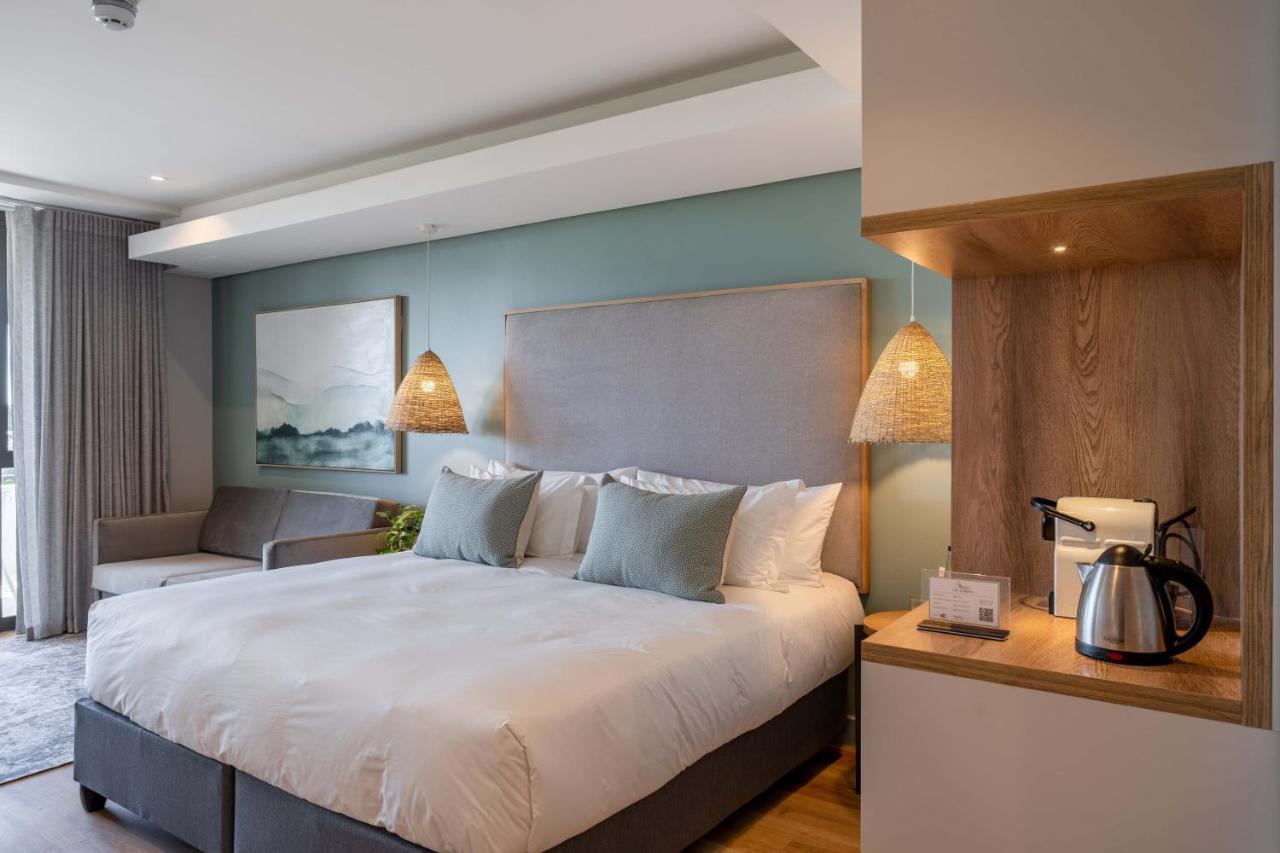 Plett Quarter Hotel - Lion Roars Hotels & Lodges Плеттенберг-Бей Екстер'єр фото