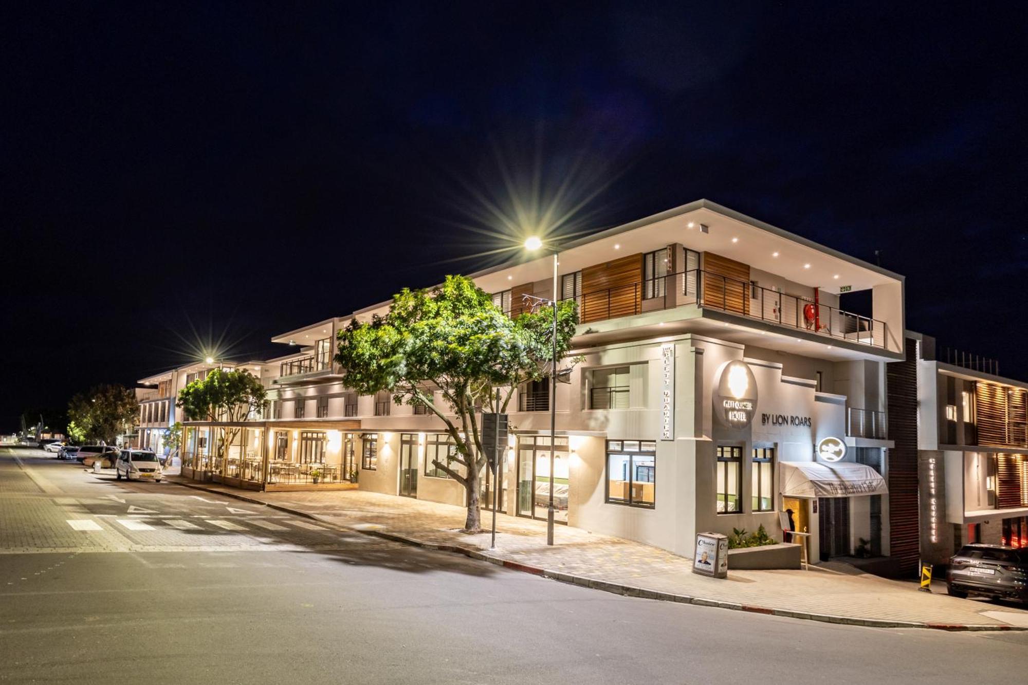 Plett Quarter Hotel - Lion Roars Hotels & Lodges Плеттенберг-Бей Екстер'єр фото